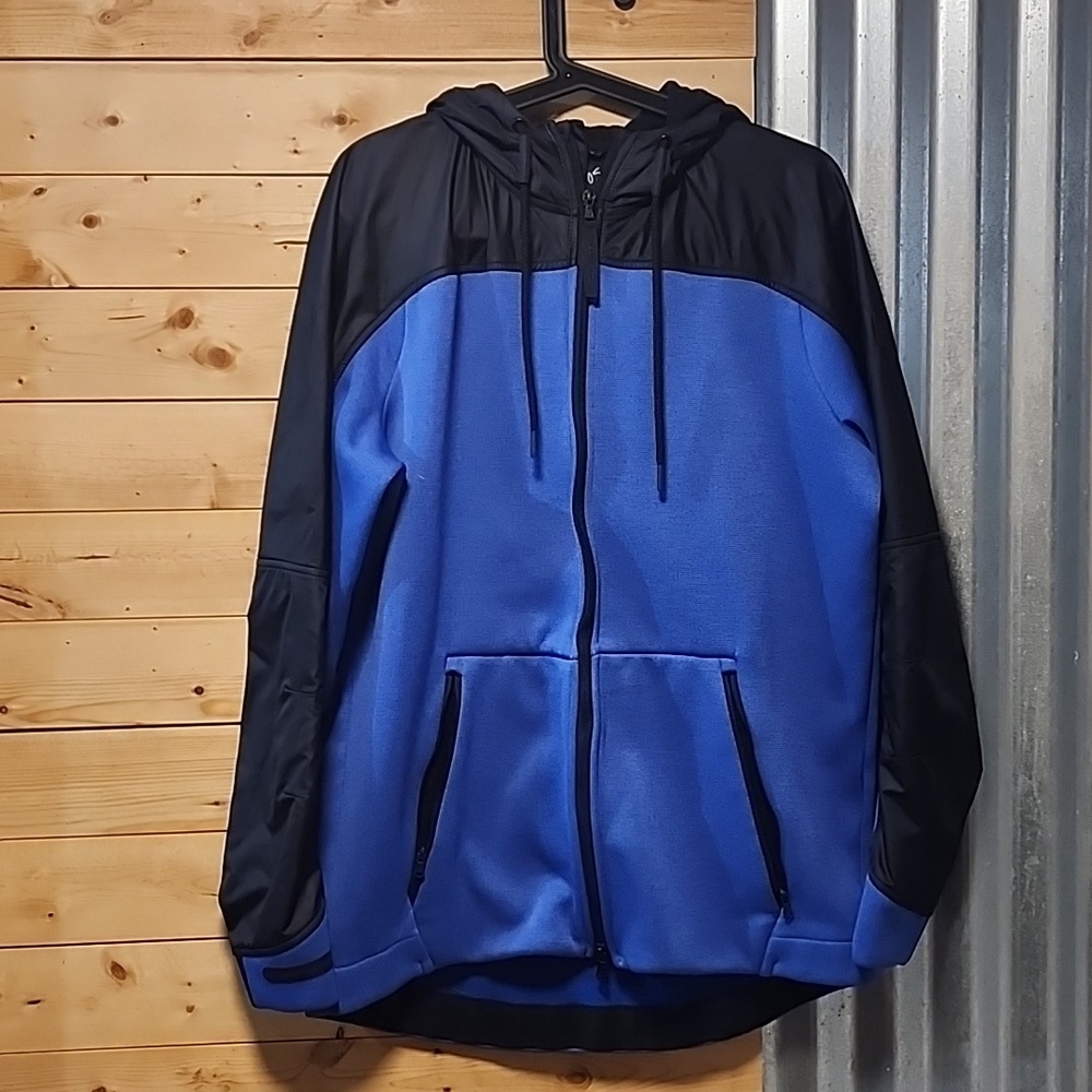Under Armour The Swacket SIZE LARGE NWOT
